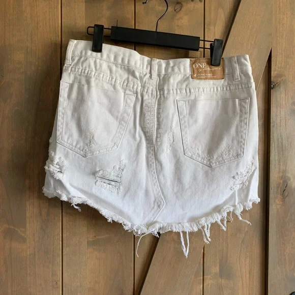 One teaspoon white skirt - Picture 10 of 11